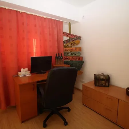 Sunshine 3 Bedrooms Near Arena Nationala Apartment