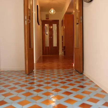 Sunshine 3 Bedrooms Near Arena Nationala Appartement *